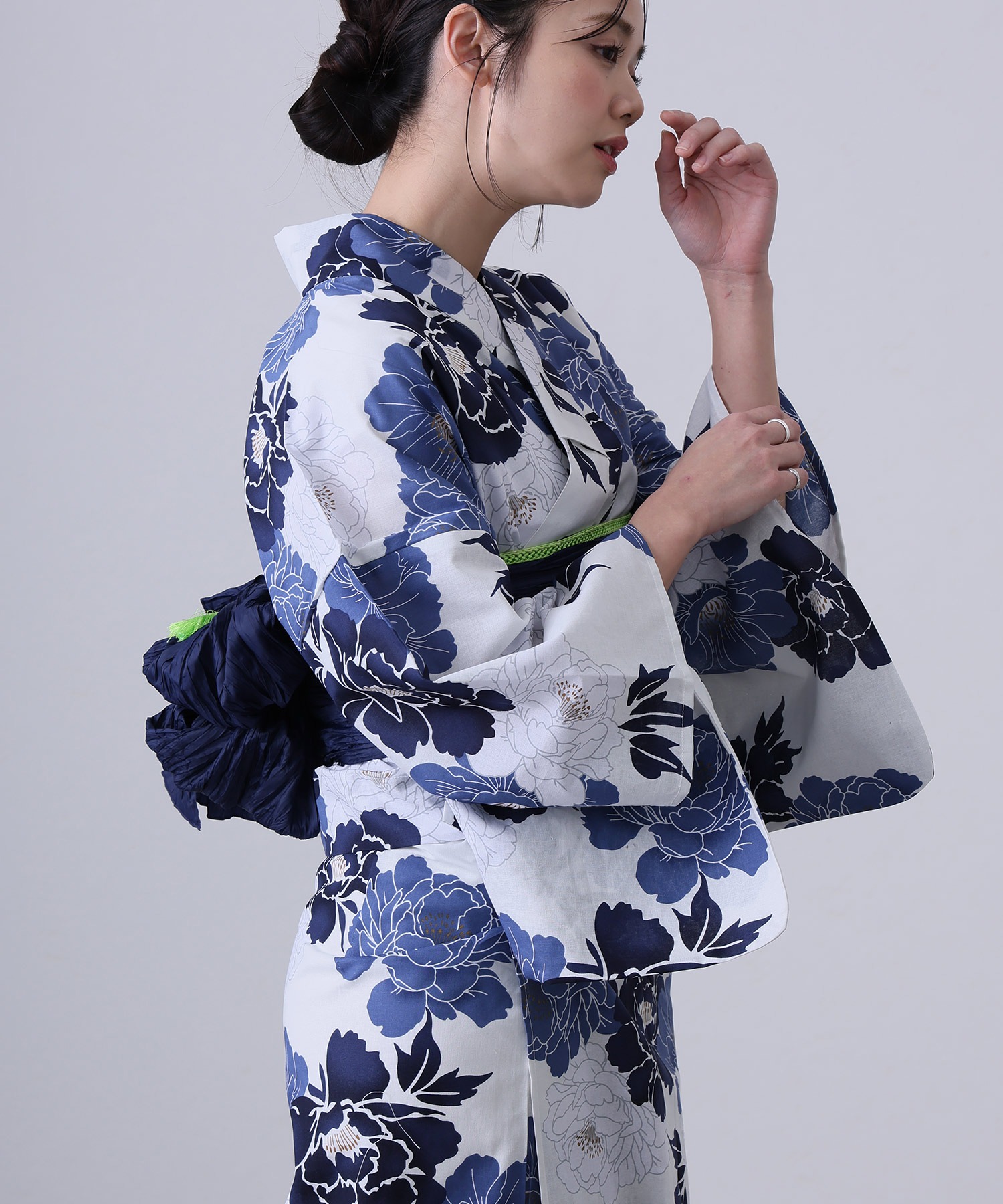 Yukata Tradizionale in Cotone  - Summer Clothing Material recensione e prezzo